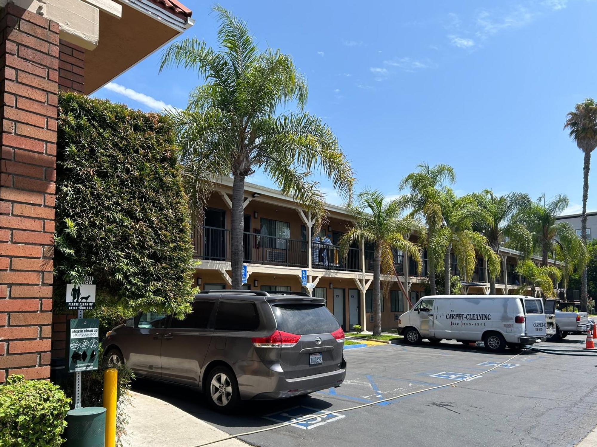 Studio 6 Suites Santa Ana, Ca Buitenkant foto